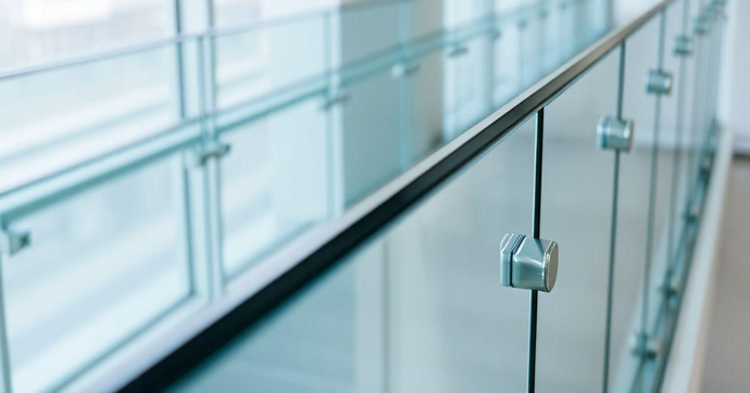 Preço de Guarda Corpo de Vidro: O Que Você Precisa Saber Antes de Comprar